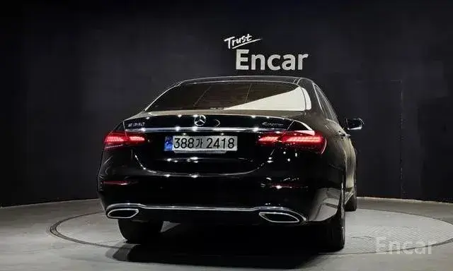 MERCEDES-BENZ E350 4MATIC 2021