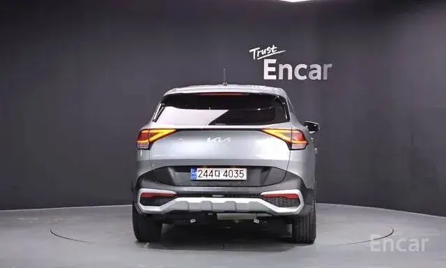 KIA SPORTAGE 2WD 2023