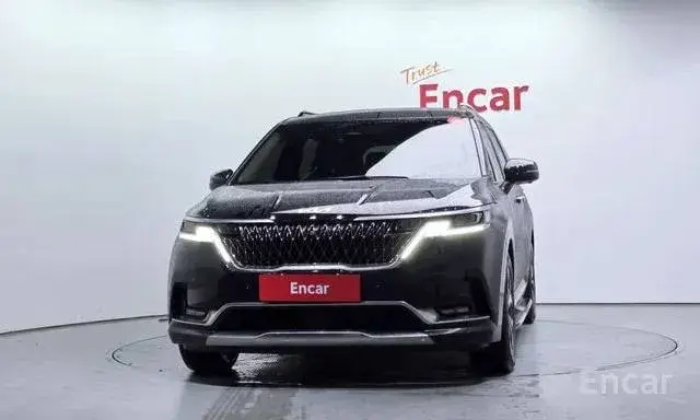 KIA CARNIVAL NOBLESSE 2023