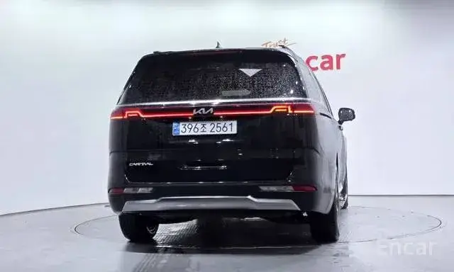 KIA CARNIVAL NOBLESSE 2023