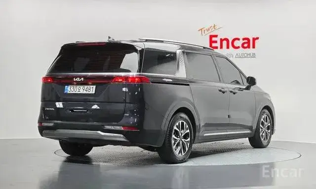 KIA CARNIVAL SIGNATURE 2023