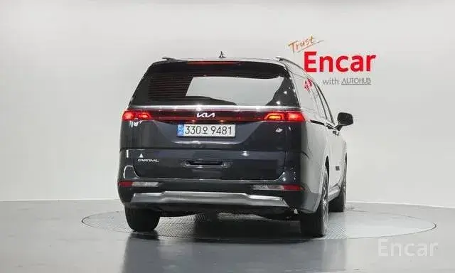 KIA CARNIVAL SIGNATURE 2023