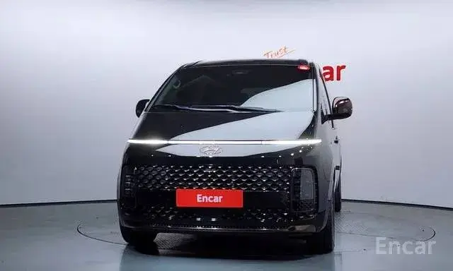 HYUNDAI STARIA 2WD 2021