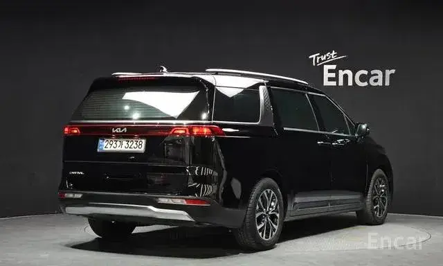 KIA CARNIVAL SIGNATURE 2023