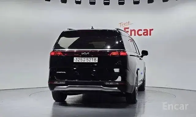 KIA CARNIVAL SIGNATURE 2023
