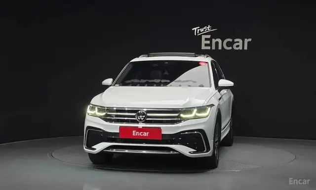 VOLKSWAGEN TIGUAN R-LINE 2 2023