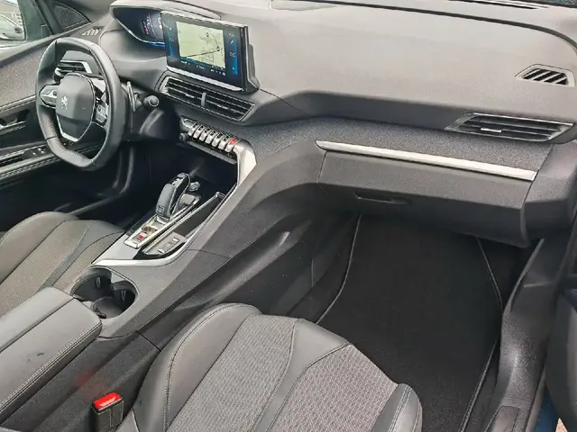 PEUGEOT 3008 2023