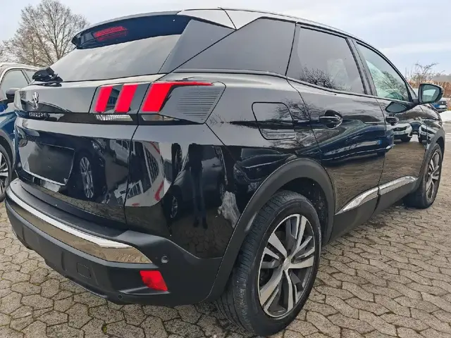 PEUGEOT 3008 2022