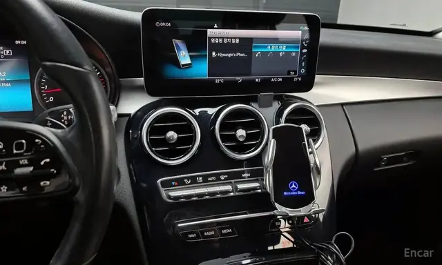 MERCEDES-BENZ C200 2020