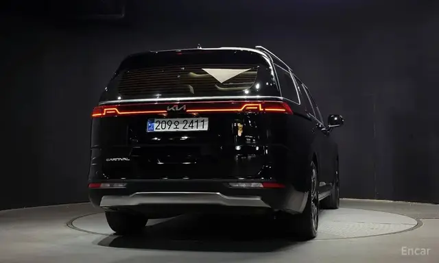 KIA CARNIVAL SIGNATURE 2022