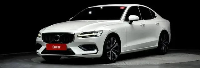 VOLVO S60 B5 2023