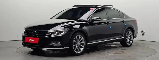 VOLKSWAGEN PASSAT GT 2 2022