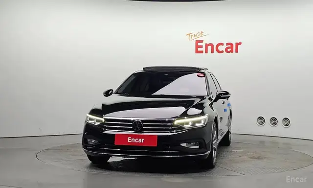 VOLKSWAGEN PASSAT GT 2 2022