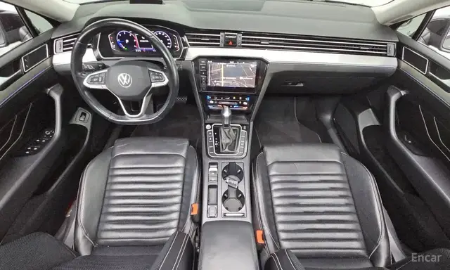 VOLKSWAGEN PASSAT GT 2 2022