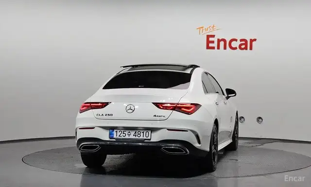 MERCEDES-BENZ CLA250 4MATIC 2023