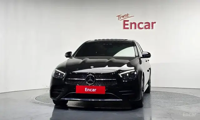 MERCEDES-BENZ W213 2022
