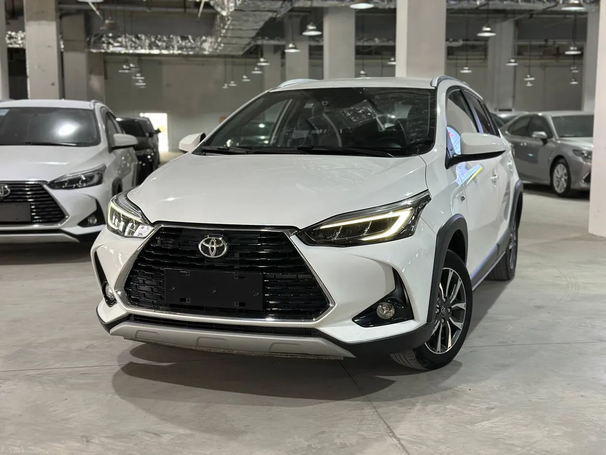 TOYOTA YARIS 2022
