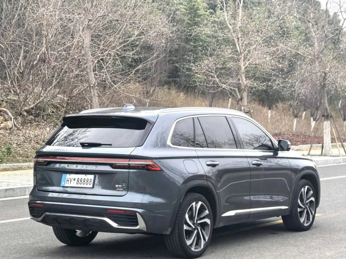 GEELY MONJARO 2022