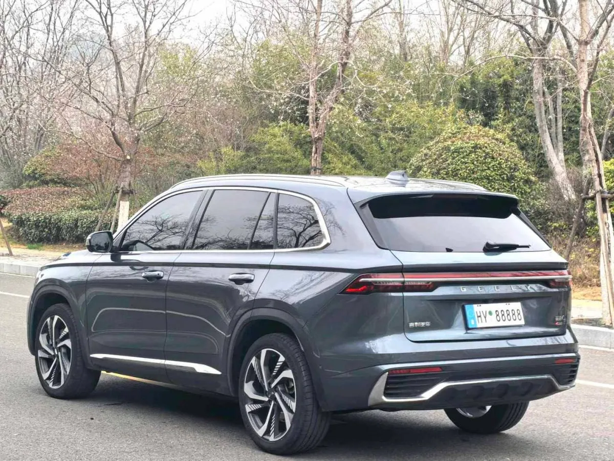 GEELY MONJARO 2022
