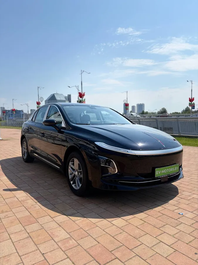 HONGQI E-QM5 500KM TRAVEL EDITION 2025