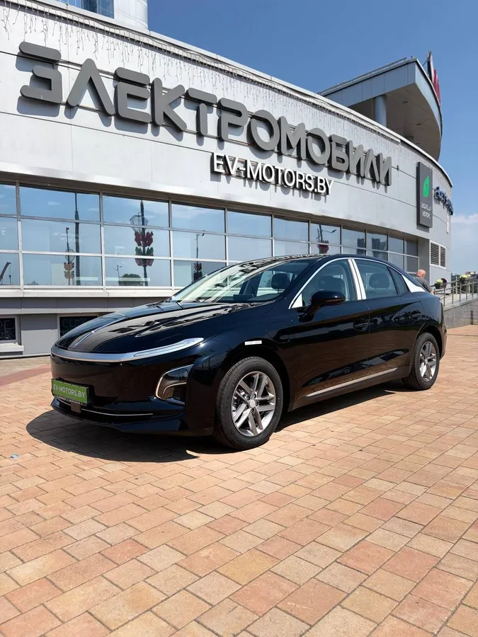 HONGQI E-QM5 500KM TRAVEL EDITION 2025