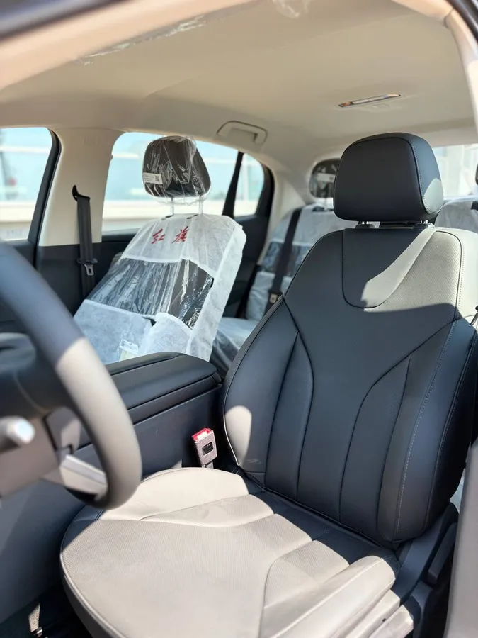 HONGQI E-QM5 500KM TRAVEL EDITION 2025