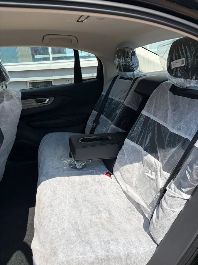 HONGQI E-QM5 500KM TRAVEL EDITION 2025