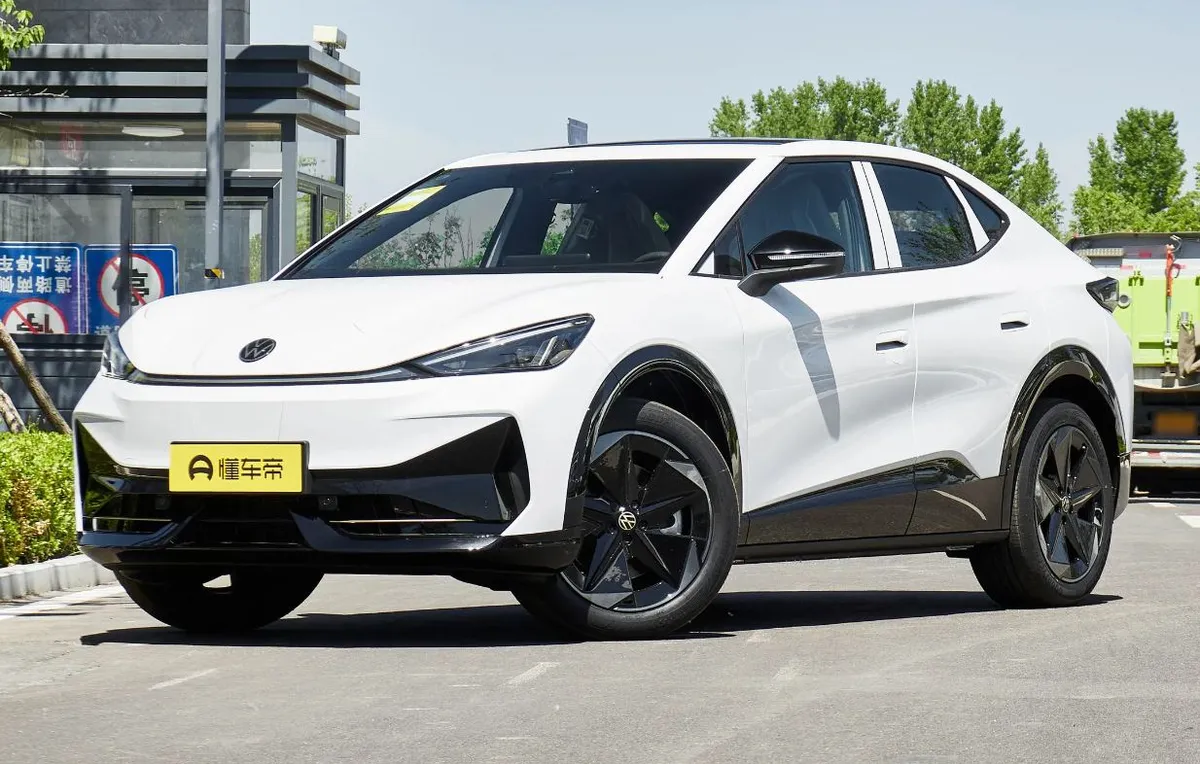 VOLKSWAGEN ID 2025