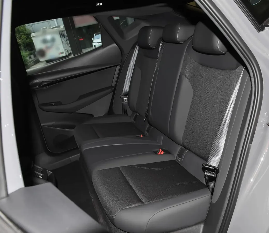 VOLKSWAGEN ID 2025