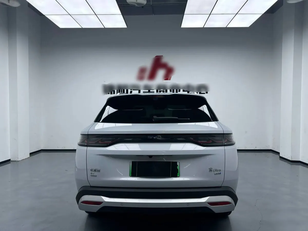 BYD SONG ULTRA EV 710 2026