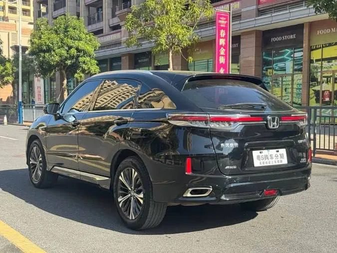 HONDA UR-V PREMIUM 2023