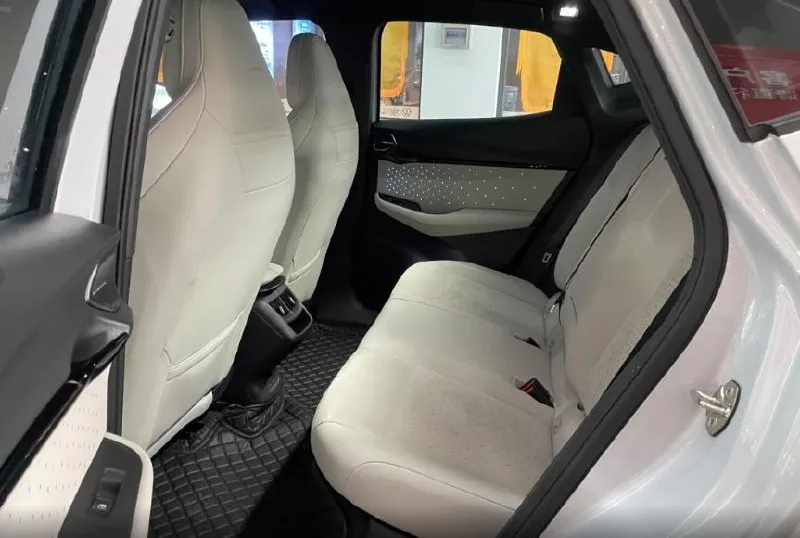 VOLKSWAGEN ID 2025