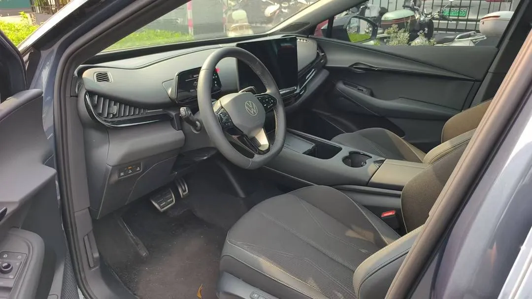 VOLKSWAGEN ID 2025