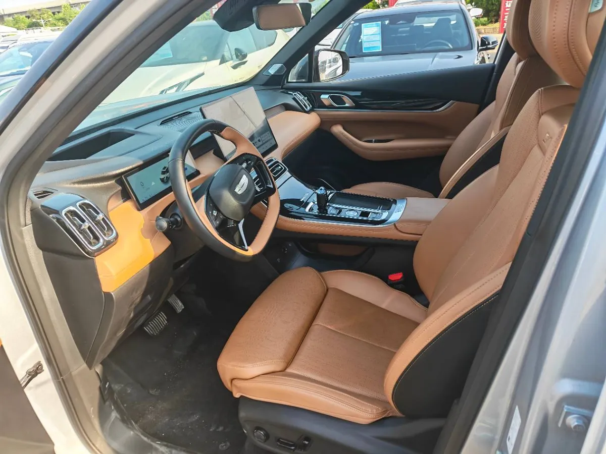 GEELY BOYUE L 2025
