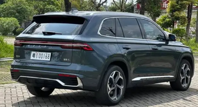 GEELY MONJARO 2022