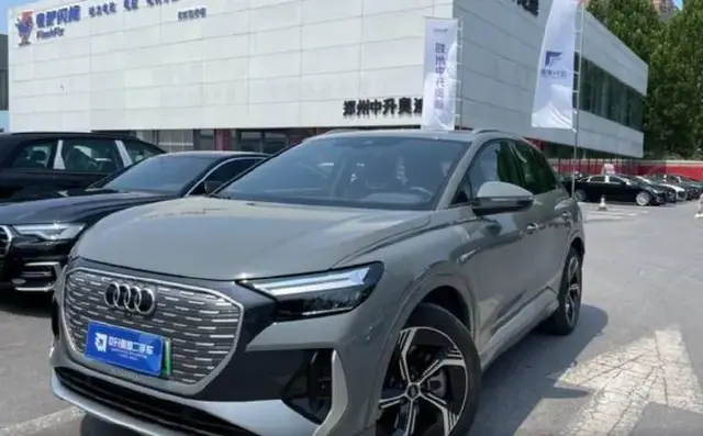 AUDI Q4 E-TRON 2023