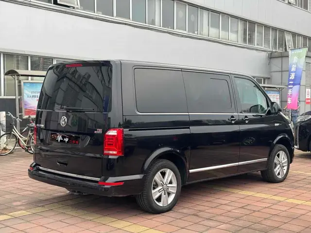 VOLKSWAGEN MULTIVAN T6 2 2016