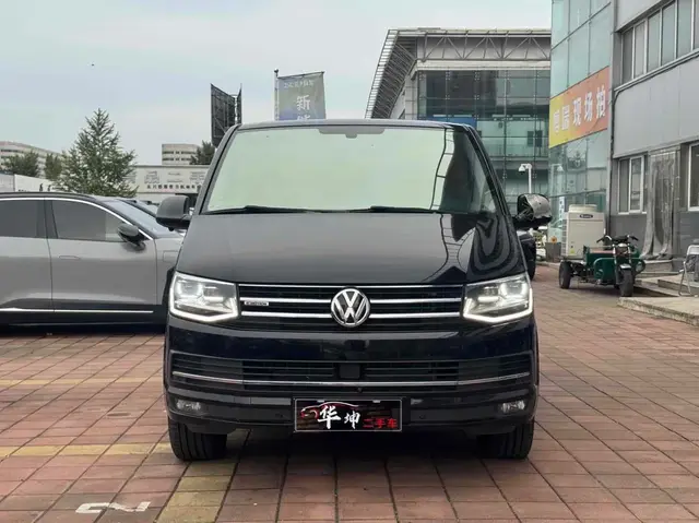 VOLKSWAGEN MULTIVAN T6 2 2016