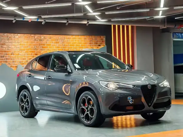 ALFA ROMEO STELVIO 2022