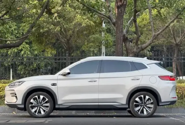 BYD SONG PLUS FLAGSHIP 2025