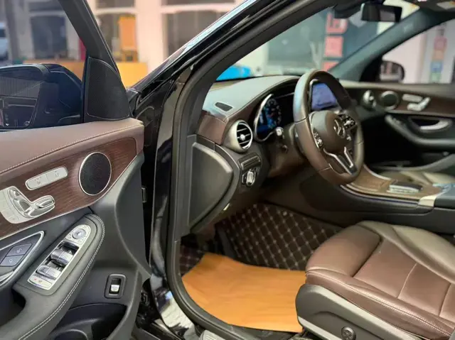 MERCEDES-BENZ GLC 300L 4MATIC 2022