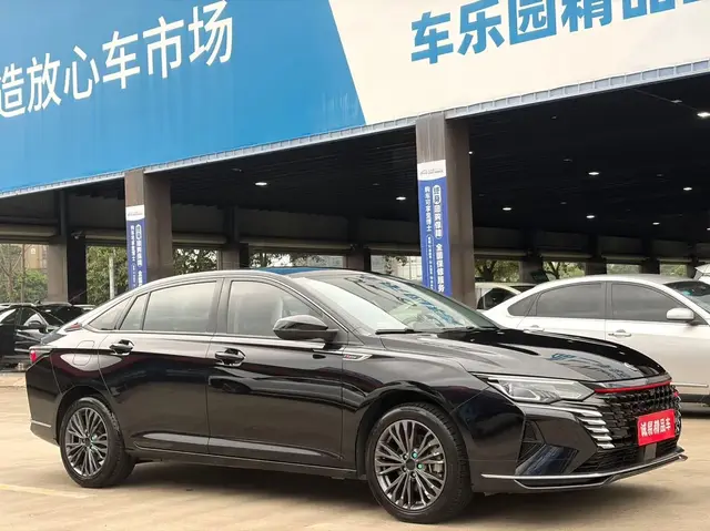 DONGFENG AEOLUS SHINE MAX 2022