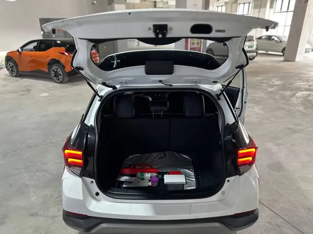 TOYOTA YARIS 2022