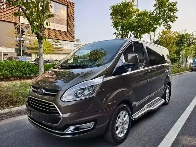 FORD TOURNEO 2021
