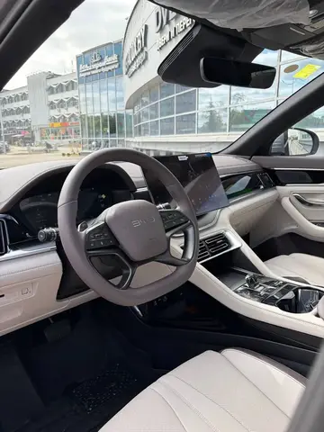 BYD SONG АДАПТИВНАЯ LED-ОПТИКА 2025