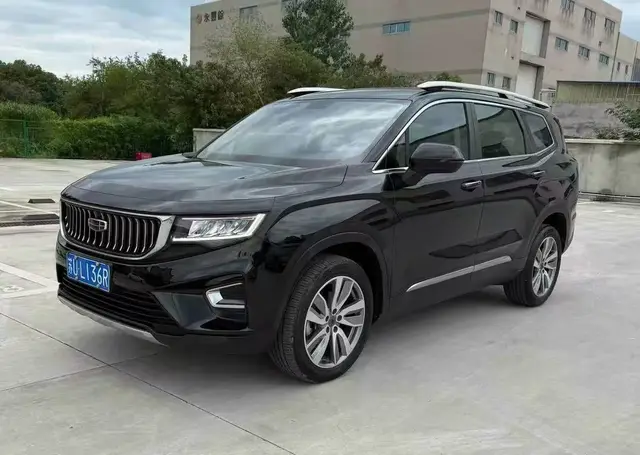 GEELY OKAVANGO 2022
