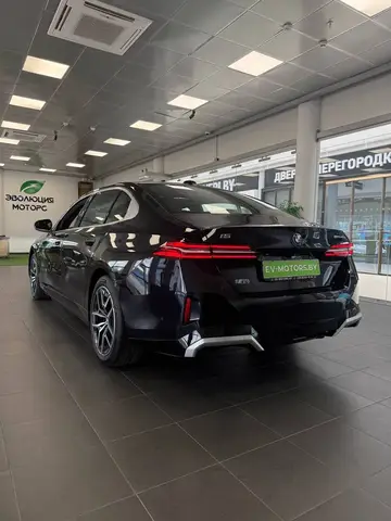 BMW I5 EDRIVE 40L 2025