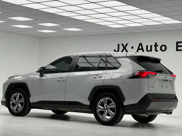 TOYOTA RAV4 2022