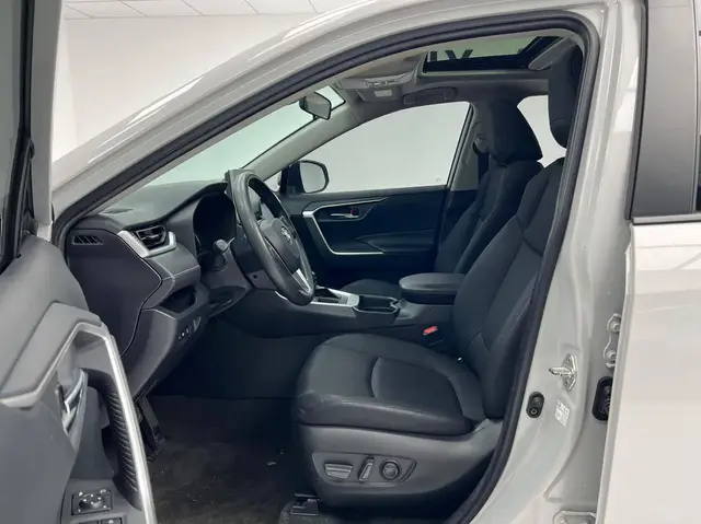 TOYOTA RAV4 2022