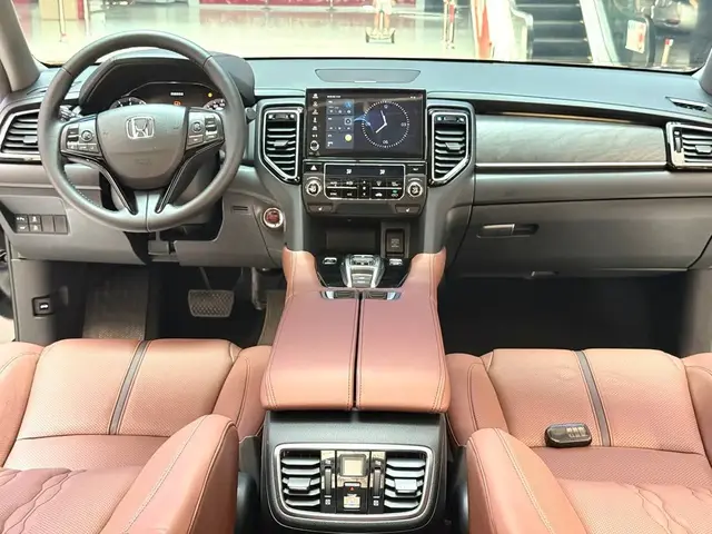 HONDA UR-V PREMIUM 2023